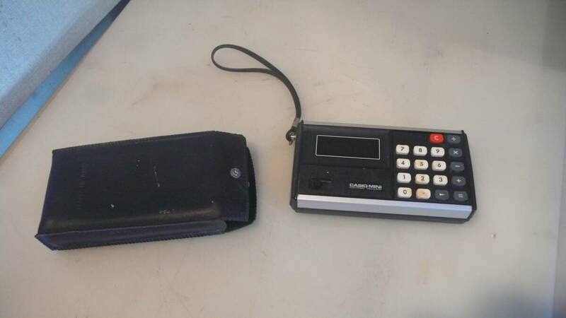 レトロ電卓　カシオ　MINI　CM-603　本体ケース付き　ジャンク品