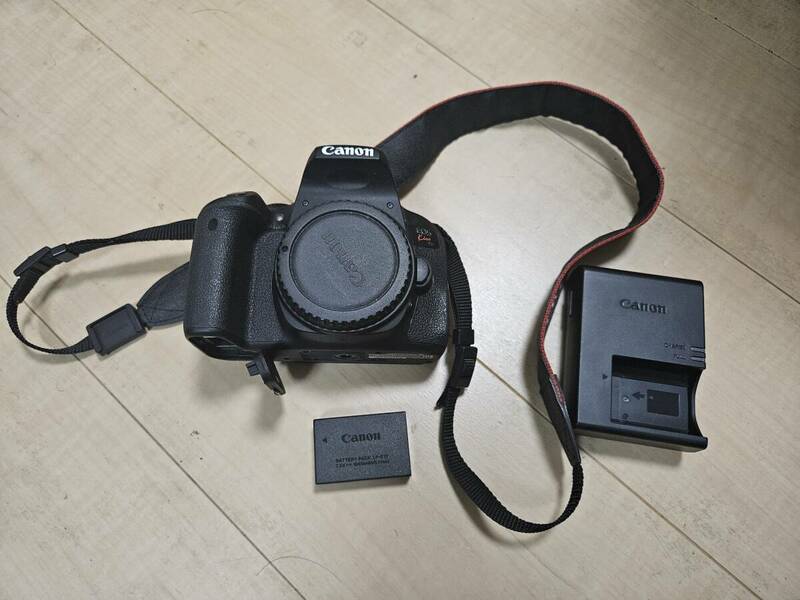  Canon キヤノン EOS Kiss X9i ボディ　バッテリー　充電器付属　■ma3