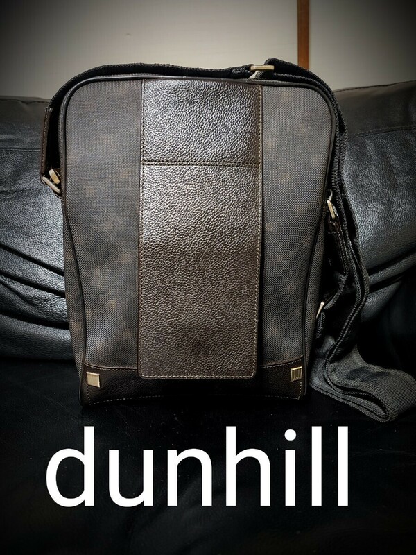 美品 dunhill ダンヒル バッグ ショルダーバッグ ハンドバッグ サコッシュ レザーバッグ 保存袋付 ディーエイト モノグラム 斜めがけ大容量