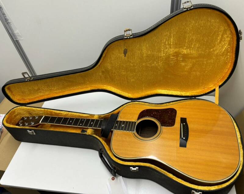 Aria guitar G300　ギター 弦なし　現状品 中古品 使用感あり 付属品有り　ケース付き◆