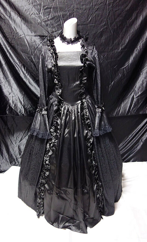 ゴシック調 フリル ロング ドレス 黒 光沢 つるつる サテン ナイロン 大きいサイズ