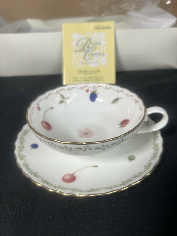 D　515　 未使用　Noritake ノリタケ　 カップ&ソーサー 2客セット ボンチャイナ　自宅保管品