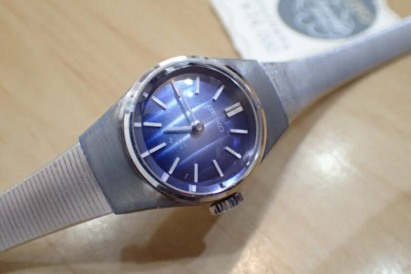 タグ付き未使用 デッドストック ◆セイコー/SEIKO スペシャル ブレスレット サファイアガラス ブルー文字盤 1140-0160 手巻き腕時計