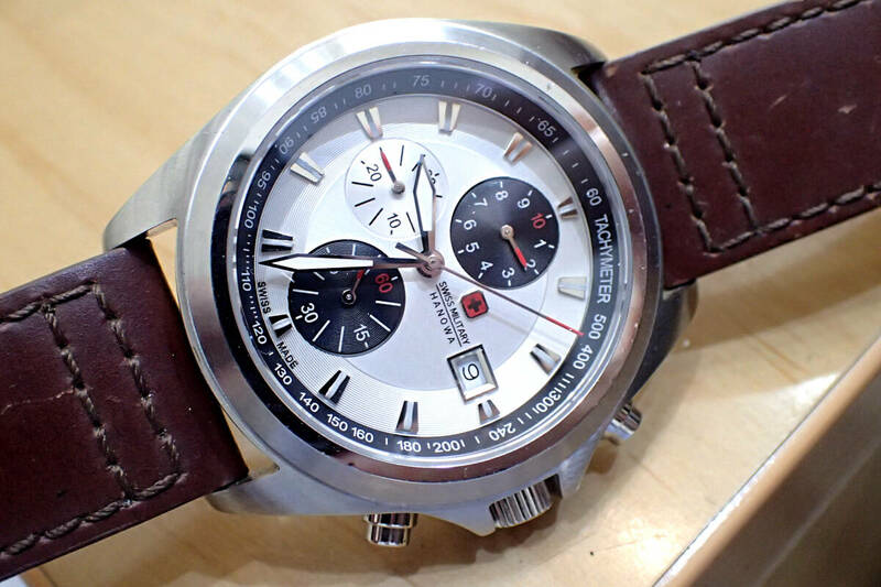 時計店在庫 HANOWA/スイスミリタリー クロノグラフ◆13738x 10気圧防水 メンズ腕時計