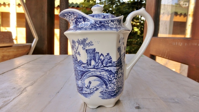 イギリス製 ジェームズ・サドラー ホット ウォーター ジャグ ブリガードン ：James Sadler Afternoon Tea Pekin hot water jug Brigadon