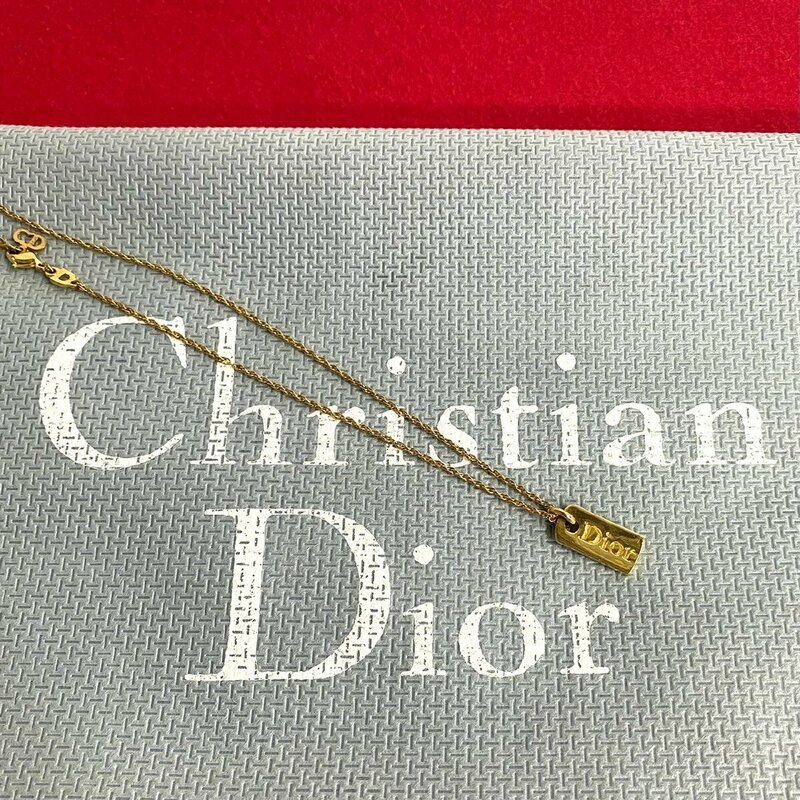 極 美品 Christian Dior ディオール ロゴ プレート モチーフ 金具 チェーン ネックレス ペンダント アクセサリー ゴールド 31313