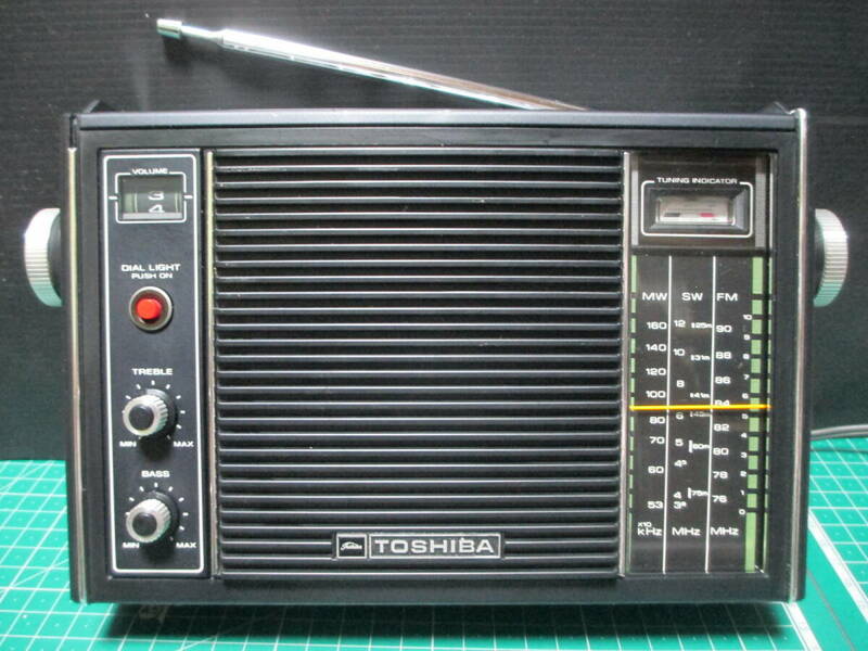 東芝　3バンドラジオ　RP-750FT　サウンドナナハン