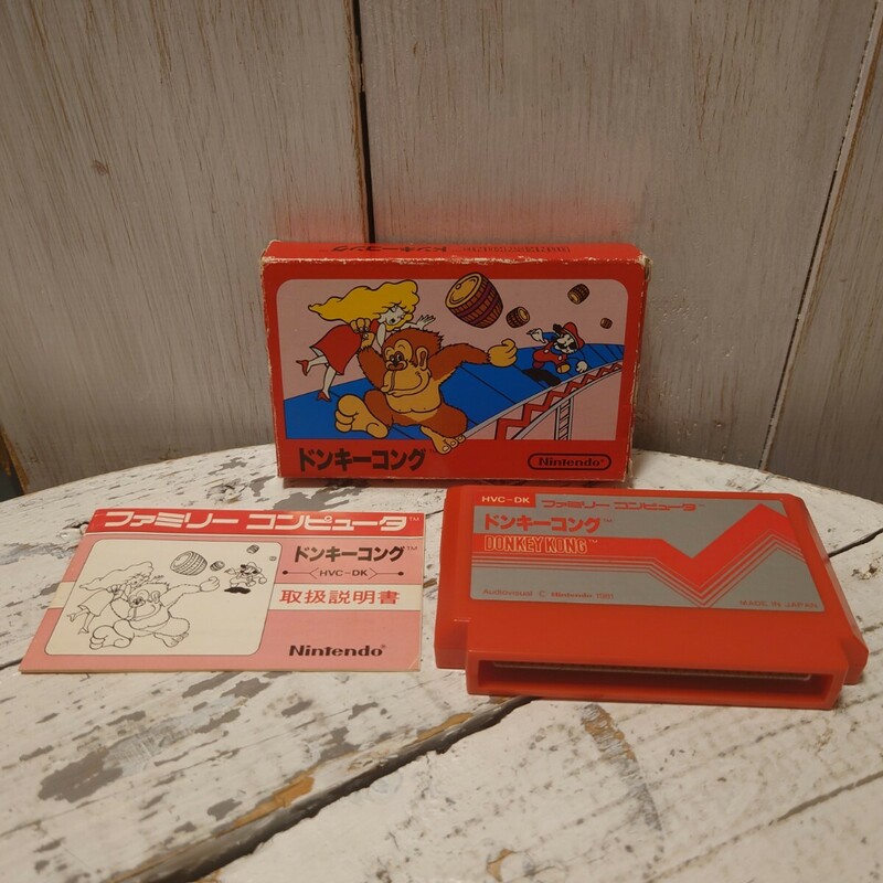 中古 FC ★ ファミコン ドンキーコング 初期 小箱 説明書 nintendo 任天堂 HVC-DK 1981 アクション