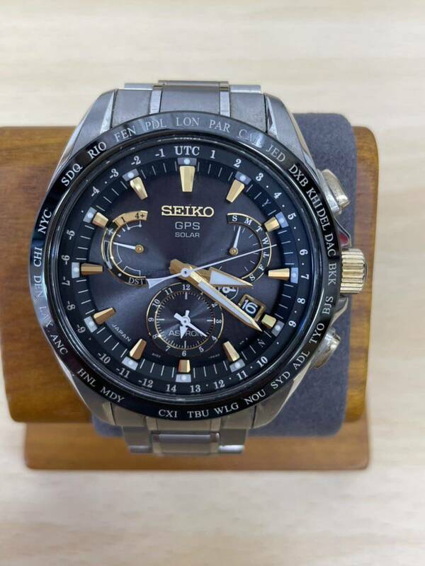 SEIKO アストロン GPS ソーラー メンズ腕時計 8X53-0AB0-2 チタン 美品　電波ソーラー セイコー グレー文字盤 