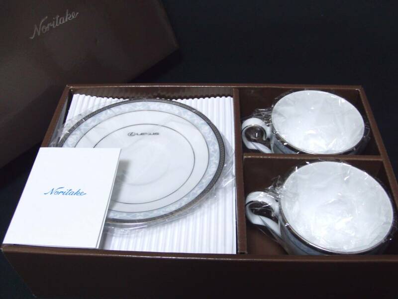 即決新品!!非売品ノリタケ×LEXUSカップ＆ソーサー2客【HAMPSHIRE PLATINUM】レクサス×Noritakeコーヒー紅茶洋食器陶磁器 ★テーブルウエ