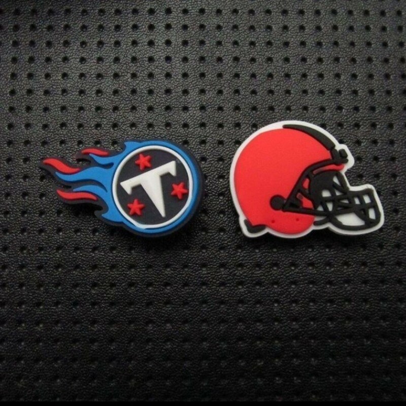 新品 NFL クロックス ジビッツ バッジ アクセサリー テネシー タイタンズ