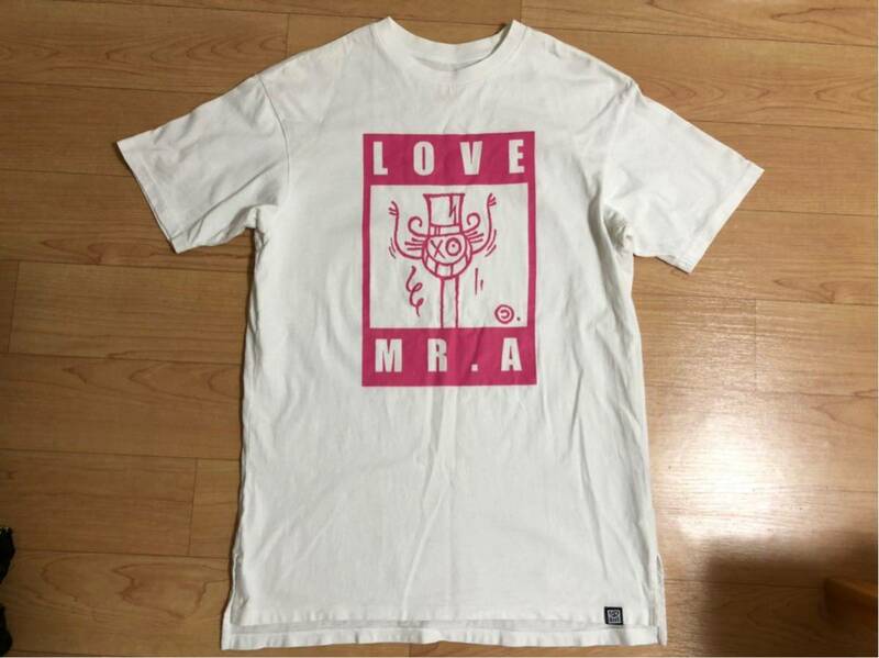 ユニクロ × アンドレ・サライヴァ Tシャツ