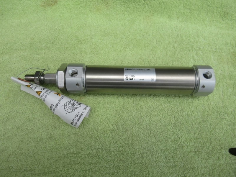 SMC　エアシリンダ　CM2KBZ32-100AZ-X1265　※新古品　　V-117