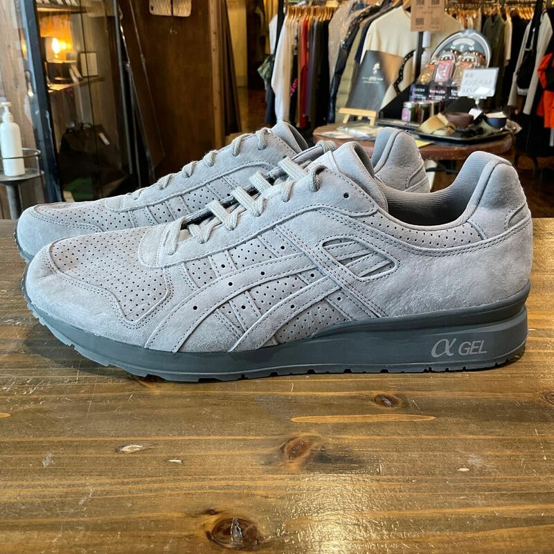 ビッグサイズ asics アシックス GT-2 スウェード ローカットスニーカー グレー 1201A705 size 29.5cm　本体のみ