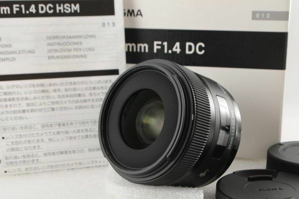 [美品] SIGMA シグマ Art 30mm F/1.4 DC HSM ニコンマウント #1696
