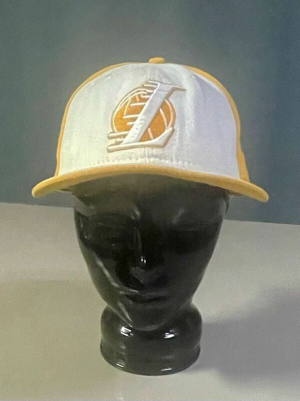 NBA .LOSANGELS LAKERS NewEra Cap 59Fifty Size7 1/2 Made in USA 