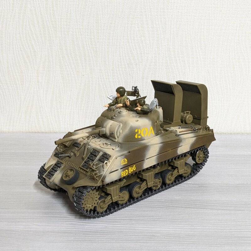 1/35 アメリカ軍 M4シャーマン 海兵隊仕様 プラモデル 塗装済み 完成品 第二次世界大戦 戦車