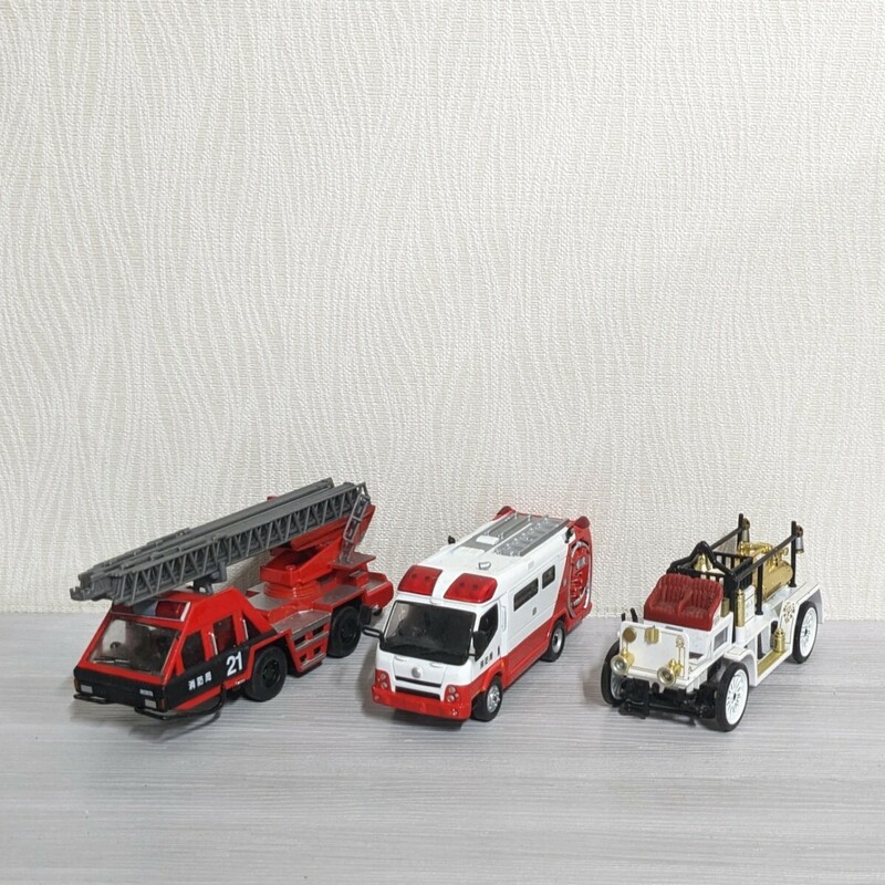 世界の消防車コレクション 3台 セット ④ モリタ 消救車 など ダイキャスト ミニカー 消防車 デルプラド