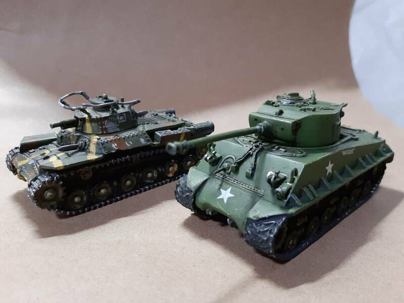 デルプラド バトルフィールド 1/60 M4中戦車 シャーマン M4A3E8 イージーエイト ／ 97式中戦車 チハ 九七式中戦車 1/72 より大 1/35 より小