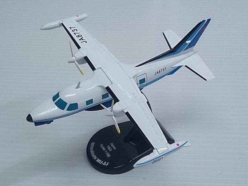 世界の航空機 100年物語 1/100 MU-2J 「自衛隊モデルコレクション 未収録 MU-2A MU-2S LR-1」原型機 1/144 より大 1/72 より小