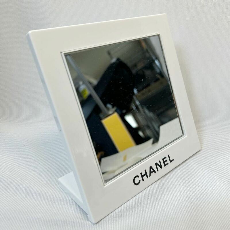 【未使用品】CHANEL シャネル スタンドミラー　両面鏡　鏡　ホワイト系　保管品