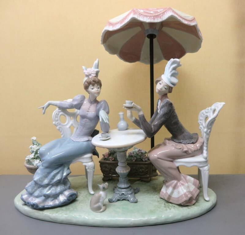 W1401か●LLADRO　リヤドロ　磁器人形　置物　婦人　女性　ティータイム●