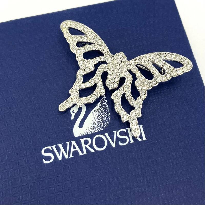 【T】SWAROVSKI　スワロフスキー　蝶　ブローチ　1082767　アクセサリー　ピン　イミテーション　人気モチーフ　バタフライ【1552】