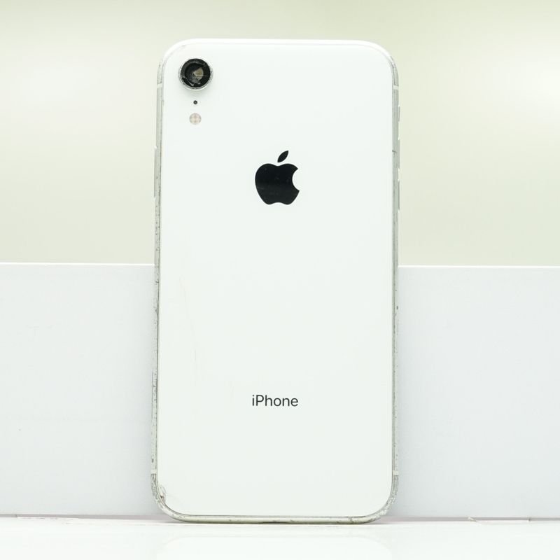 iPhone XR 64GB ホワイト SIMフリー 訳あり品 ジャンク 中古本体 スマホ スマートフォン 白ロム
