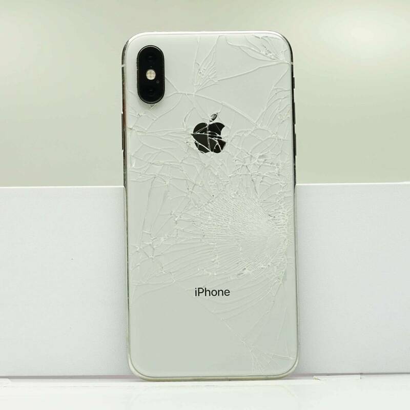 iPhone Xs 64GB シルバー SIMフリー 訳あり品 ジャンク 中古本体 スマホ スマートフォン 白ロム