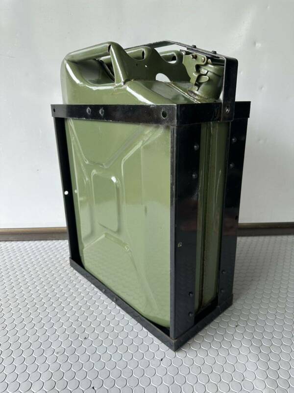 携行缶 燃料タンク ビンテージ 自衛隊 ジェリ缶 ガソリン　タンク　軽油　ハイオク　20L ヴィンテージ　アメリカ軍 BAM6210-VP 