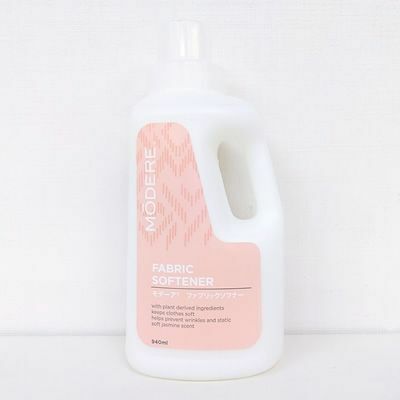 【現行パッケージ】MODERE/モデーア ファブリックソフナー〈柔軟仕上げ剤〉 940ml