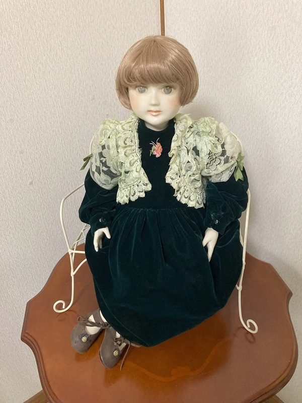☆古いドレス人形お人形用チェアー付き・USED☆