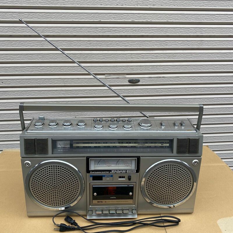 C3DP-061709 テープのベルト交換必要があり　ラジオ受信動作正常　ラジカセ MITSUBISHI ELECTRIC JEAGAM STEREO JR-811　三菱電機