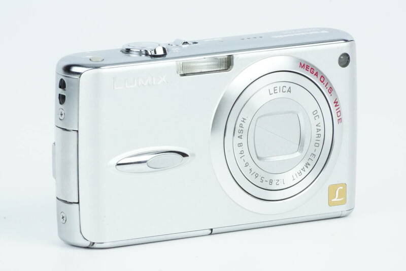 ■ 美品 ■ パナソニック PANASONIC LUMIX DMC-FX01 シルバーボディ 18190