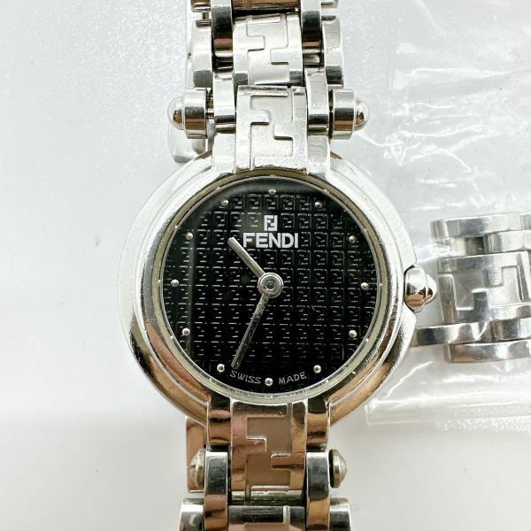 A2406-5-3 １円スタート クオーツ　良品　稼働品　FENDI　フェンディ　750L　ororogi　オロロギ　 レディース腕時計　シルバー　コマあり