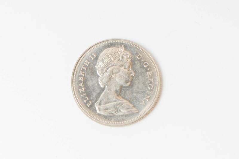 カナダ 50セント銀貨 1969年 エリザベス２世 ELIZABETH Ⅱ D G REGINA CENTS CANADA 古銭 硬貨 外国コイン 貨幣