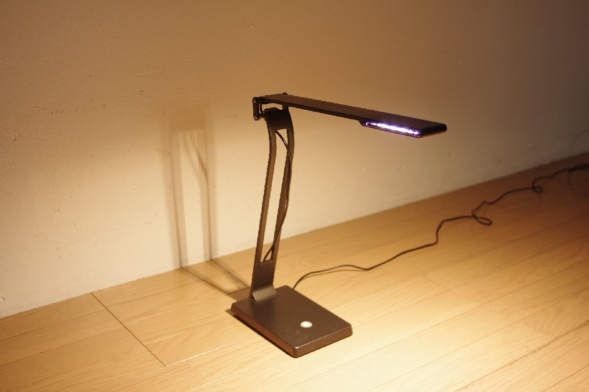 ヤマギワ yamagiwa テーブルランプ Libra SS226B ブラック 黒 スタンドライト 照明 LED 2010年製 デスクライト 電球色 学習 在宅 【E】