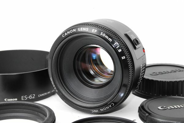 ★極上美品★ キヤノン CANON EF 50mm F1.8 II ★ES-62レンズフード付き★ #M88100110