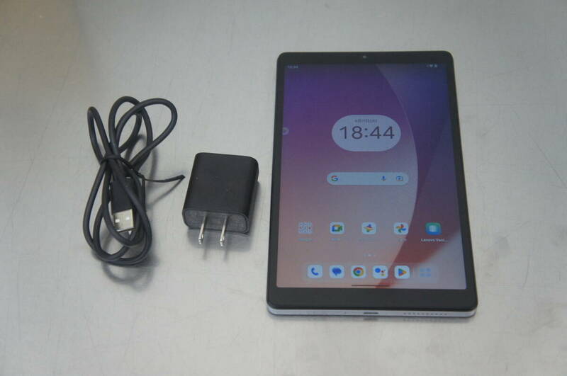 中古 LENOVO Lローナー Tab M8 4th Gen LTEモデル ZABX0030JP TB300XU 3G+32G 8インチ　（1）