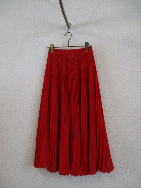 赤プリーツロングスカート（USEＤ）20119②