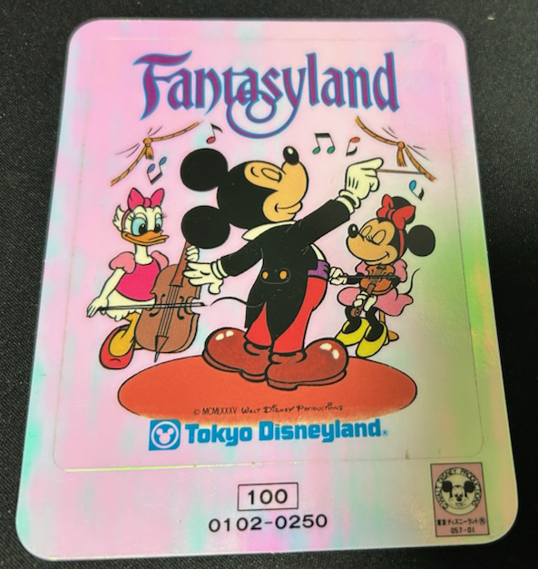 ★当時物【約35年前の東京ディズニーランドのミッキー＆ミニーFantasylandのメタリック調ステッカー(シール)】Tokyo Disneyland