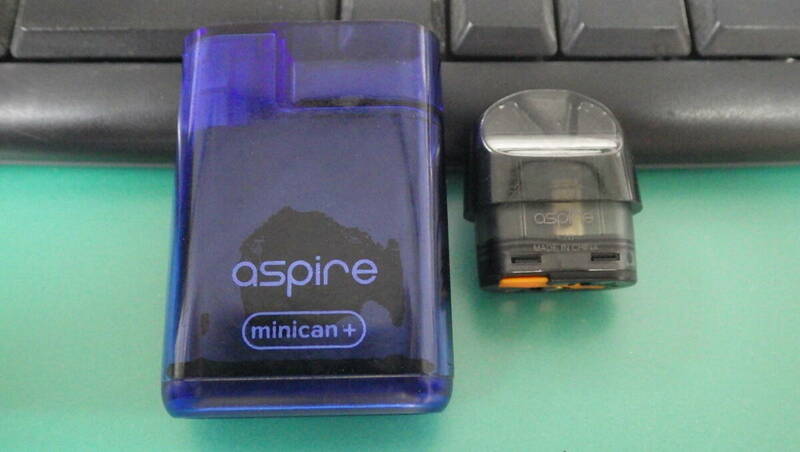 ★Aspire Minican+ 本体　PODカートリッジはおまけで　アスパイア ミニカン　キズ有　動作はＯＫですがお分かりになられる方でＮＣで