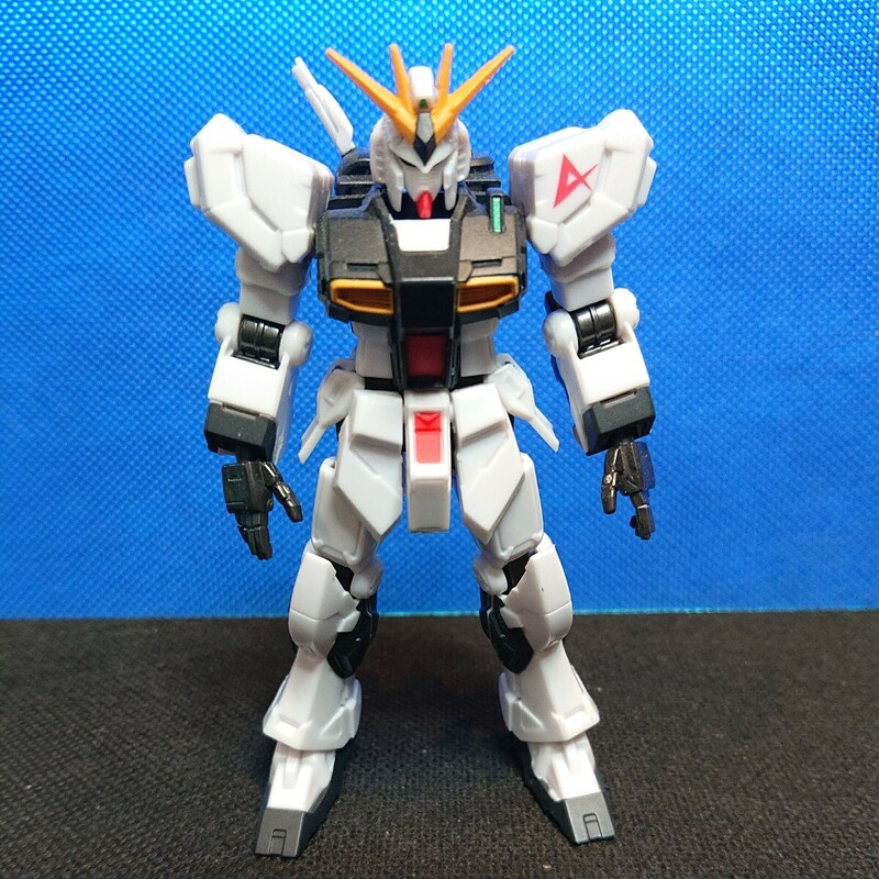 G frame νガンダム アーマーのみの為可動はしません