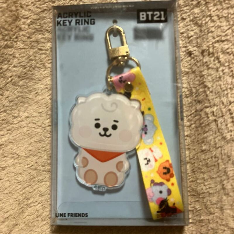 即決　未使用　bt21 アクリルキーリング キーホルダー　　RJ ジン　防弾少年団　BTS BT21