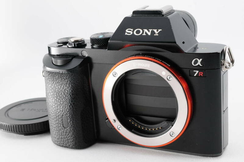 ★人気品★ SONY ILCE-7R α7R 初代 フルサイズミラーレス一眼#272.33