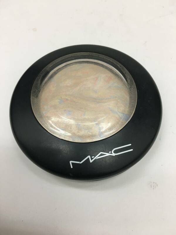 11088 M.A.C ミネラライズ スキンフィニッシュ ライトスカペード フェイスパウダー 中古品 残量不明