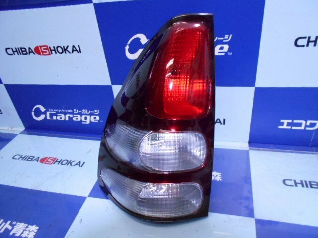 ランドクルーザープラド　リヤコンビネーションランプ左　81561-60621　KDJ120 *M　g900116　青森県