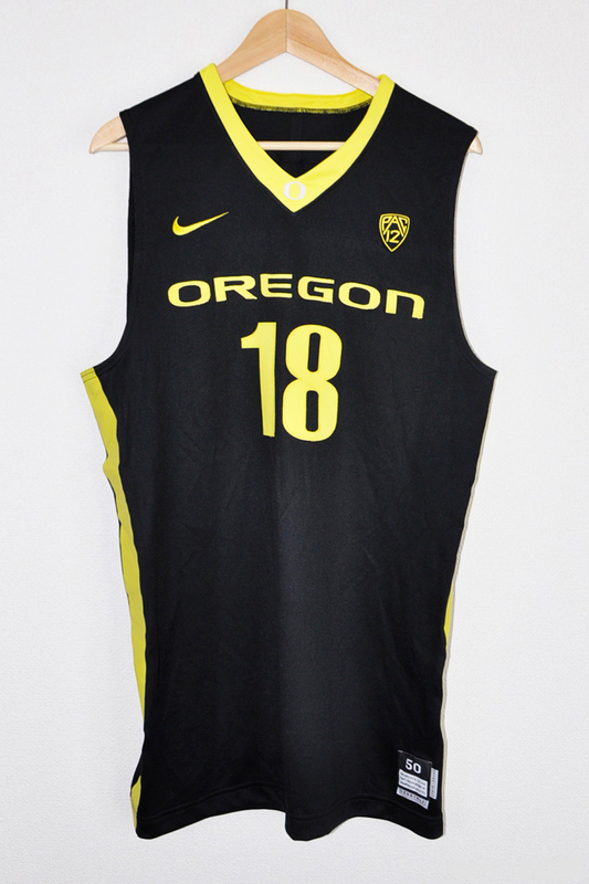 【NCAA/USED】オレゴン大学オーセンティックジャージ（#18PASTRANA）【NIKE/ナイキ】Oregon Ducks Authentic Jersey