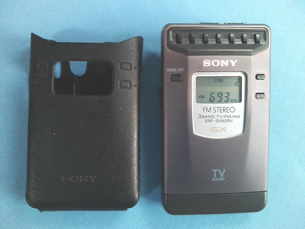 SONY ソニー SRF-SX80RV　　FMステレオ/AM/TV ポケットラジオ 日本製　ケース付き★受信OK!内臓イヤホン破損