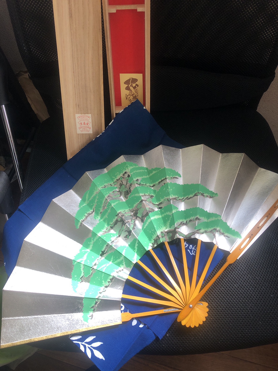 【御舞扇風・桐箱入り】日本舞踊　手抜い　京扇堂　家元選定品中古【23/05 メタル5A】